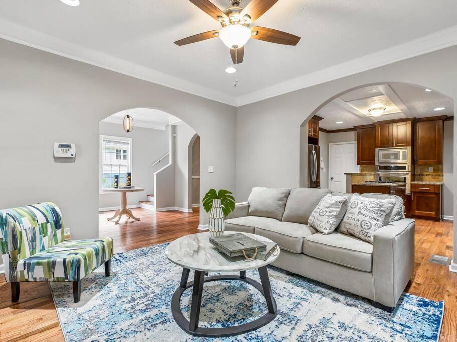 Gorgeous East Village Home Near Downtown Sleeps 12 5 Bedrooms Coffee Bbq Ac Parking Atlanta Exterior foto